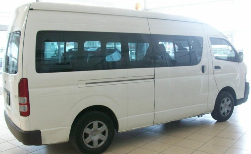 Toyota Hiace 2010 - Image 6