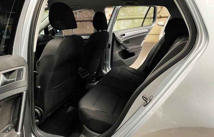 Volkswagen Golf Highline 2015 - Image 2
